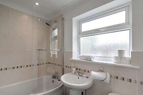 Host Stay Galley Lodge