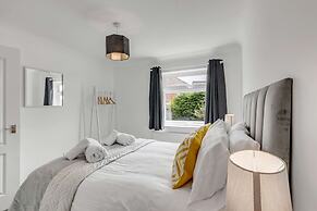 Host Stay Galley Lodge