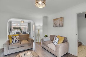 Host Stay Galley Lodge