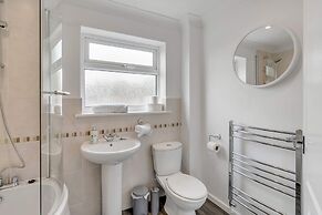 Host Stay Galley Lodge