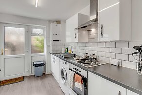 Host Stay Galley Lodge