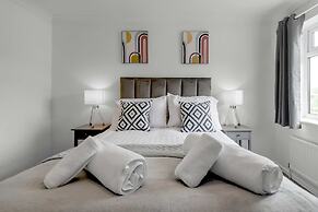 Host Stay Galley Lodge