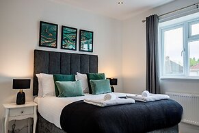 Host Stay Carlisle Road House