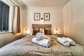 Host Stay Chester House Retreat
