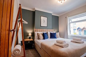 Host Stay Mayfield House