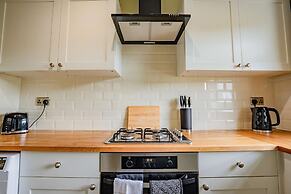 Host Stay Mayfield House