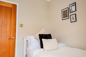 Host Stay Mayfield House