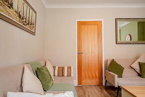 Host Stay Mayfield House