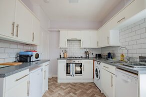 Host Stay Cannon Apartment