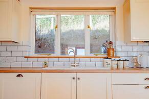 Host Stay Upperley Barn