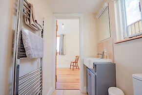 Host Stay Upperley Barn