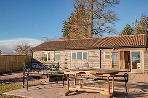 Host Stay Upperley Barn