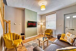 Host Stay Gillam House