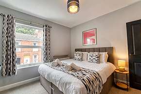 Host Stay Gillam House