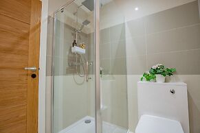 Host Stay Hilltop House