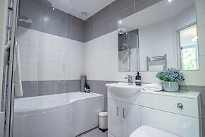 Host Stay Hilltop House