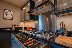 Host Stay Hilltop House