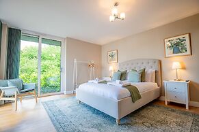 Host Stay Hilltop House