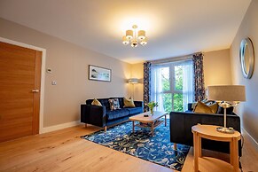 Host Stay Hilltop House