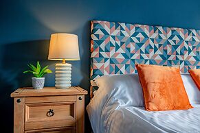 Host Stay Hales Orchard