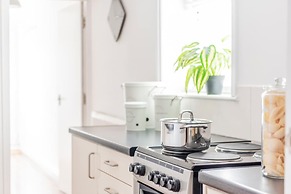 Host Stay The Haven at Church Road