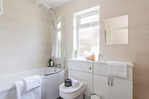 Host Stay The Haven at Church Road