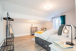 Host Stay Bridge Street Penthouse Apartment