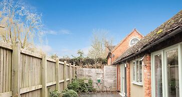 Host Stay Snodsbury Barn