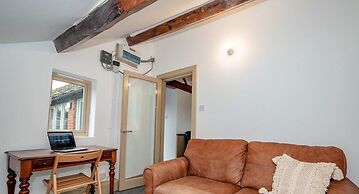 Host Stay Snodsbury Barn