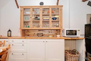 Host Stay Snodsbury Barn