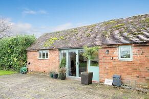 Host Stay Snodsbury Barn