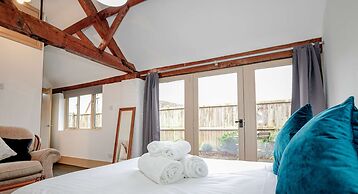 Host Stay Snodsbury Barn