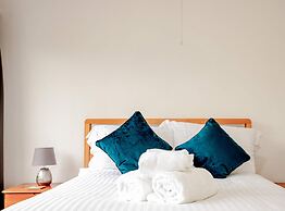 Host Stay Snodsbury Barn