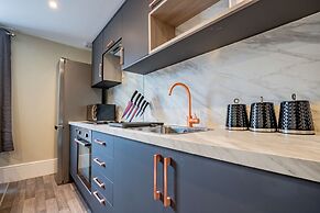 Host Stay Shaw Street Suite