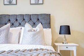 Host Stay Shaw Street Suite