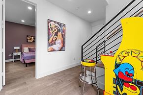 Downtown Houston 3BR Bachelorette Escape