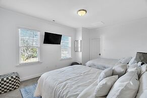 Durham Retreat Games, Exercise, And Relaxation 5 Bedroom Home