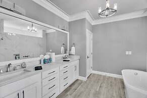 Durham Retreat Games, Exercise, And Relaxation 5 Bedroom Home