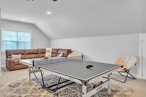 Durham Retreat Games, Exercise, And Relaxation 5 Bedroom Home