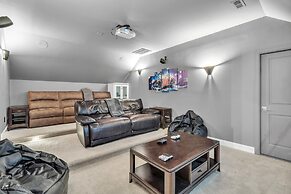 Durham Retreat Games, Exercise, And Relaxation 5 Bedroom Home