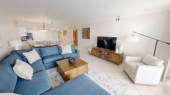 Shoreline Towers 1074 2 Bedroom Condo