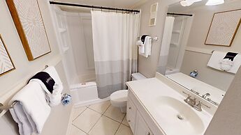 Shoreline Towers 1074 2 Bedroom Condo