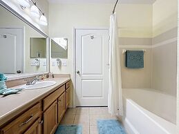 Two Bedroom Condo in Kissimmee near Disney 2 Condo