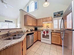 Two Bedroom Condo in Kissimmee near Disney 2 Condo