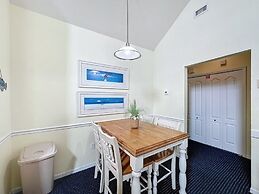 Two Bedroom Condo in Kissimmee near Disney 2 Condo