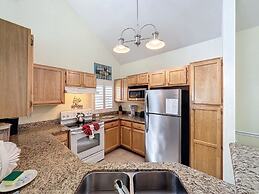 Two Bedroom Condo in Kissimmee near Disney 2 Condo