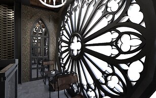 Man Cave Hostel