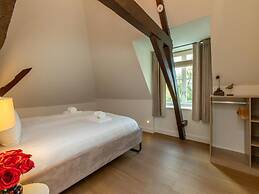 Farmhouse in Heinkenszand With Garden