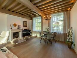 Farmhouse in Heinkenszand With Garden