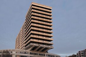 Paris Expo 2 Residence